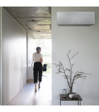 Daikin Emura 3 FTXJ25AW + RXJ25A – Stijlvolle en Efficiënte Wandairconditioning